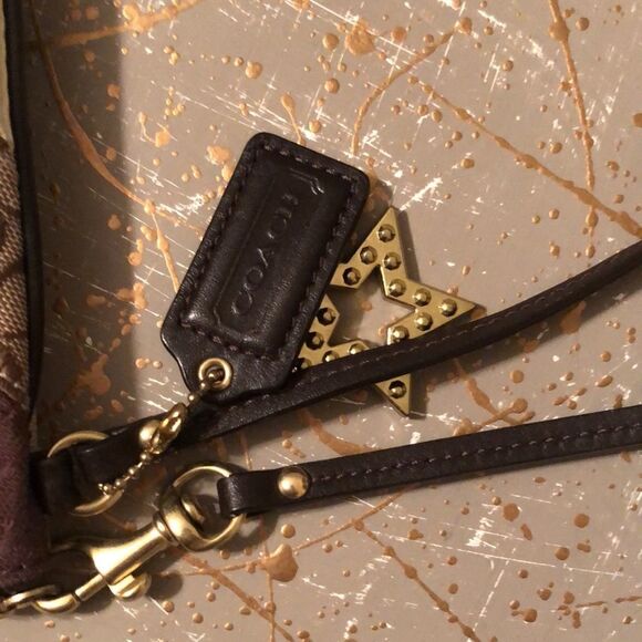 Coach Tan Brown Gold Coach Logo Patchwork Clutch Wristlet - Picture 3 of 10
